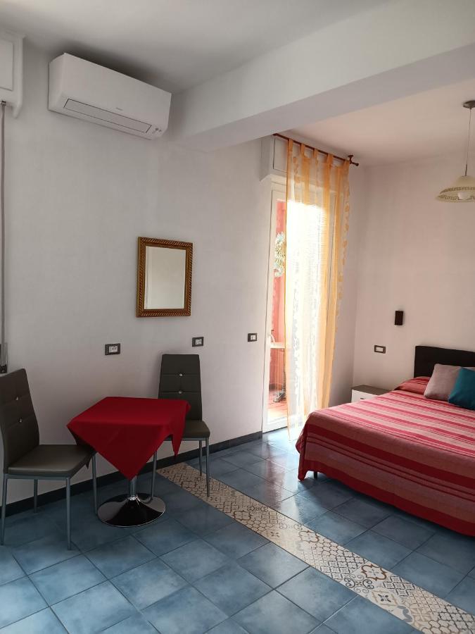 Villa Caribe Affittacamere Monterosso al Mare Ngoại thất bức ảnh